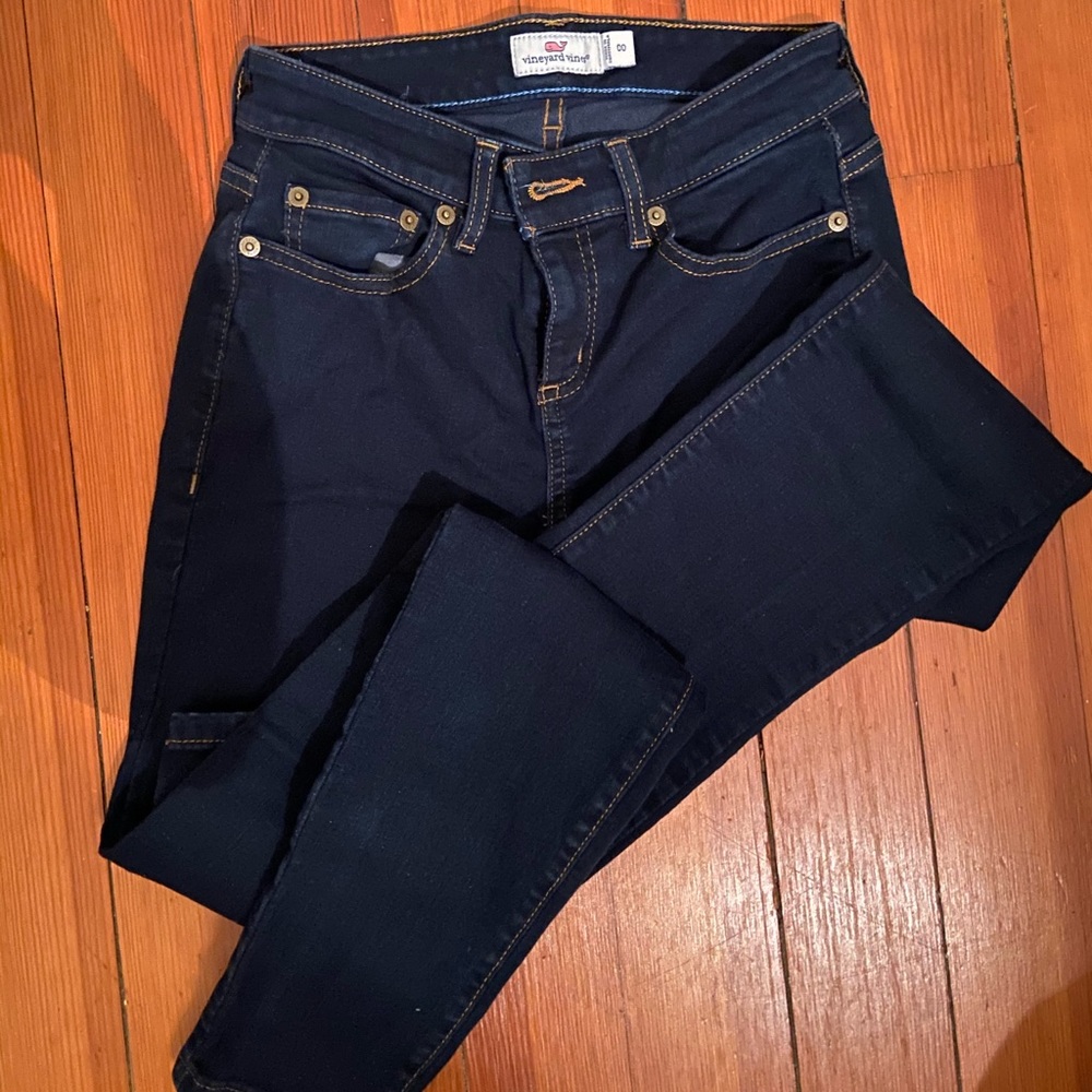 Vineyard Vines Dark wash jeans